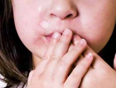 Γαλλία: Ψήφισε νόμο για την απαγόρευση της σφαλιάρας στα παιδιά!